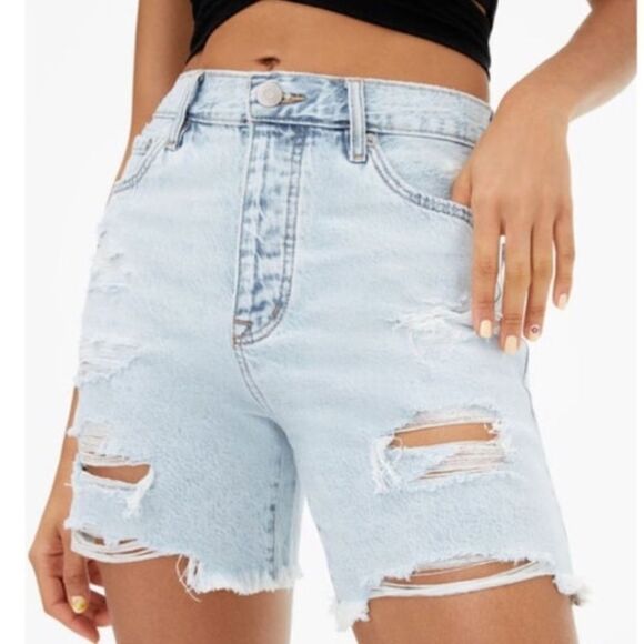 NWT Aeropostale 90's Baggy Hemp Denim Distressed Shorts - Picture 1 of 4